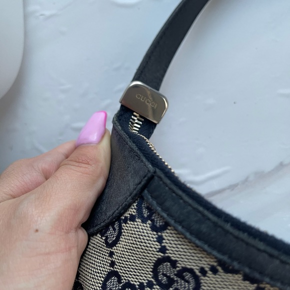 Authentic Gucci bag - Picture 4 of 9